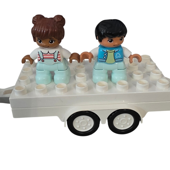 Lego Duplo Alphabet Truck - Picture 5 of 6